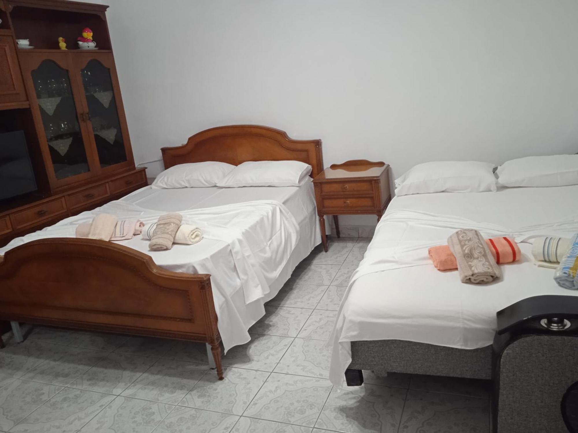 Vila N Dervishi Vlorë Exteriör bild